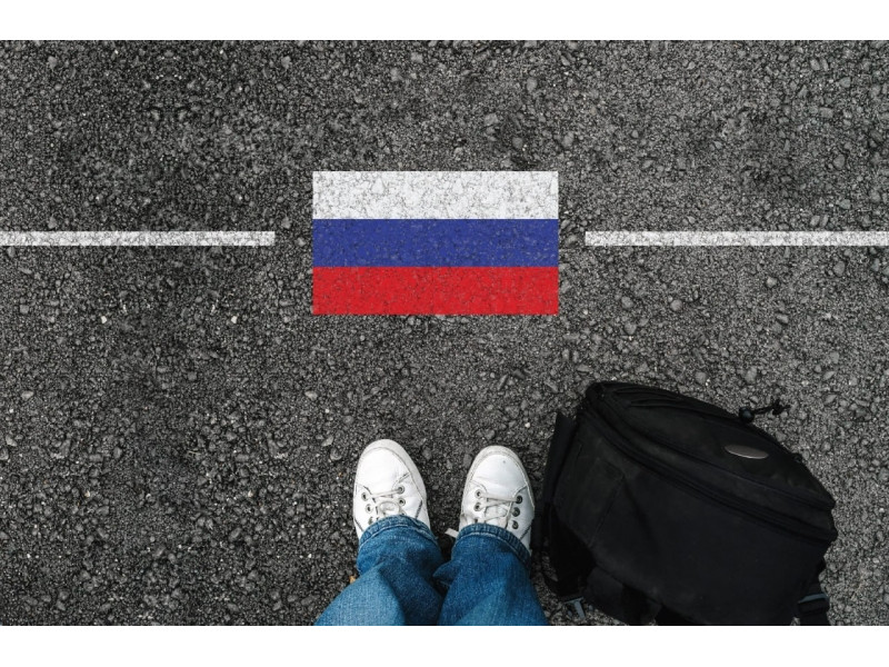 Коротко об обязанностях в сфере трудовой миграции в ЛНР РФ.