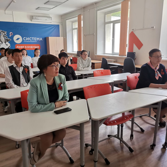 Педагоги Алтая разработают методичку в помощь коллегам из Зимогорья. Педагоги Алтая разработают методичку в помощь коллегам из Зимогорья.